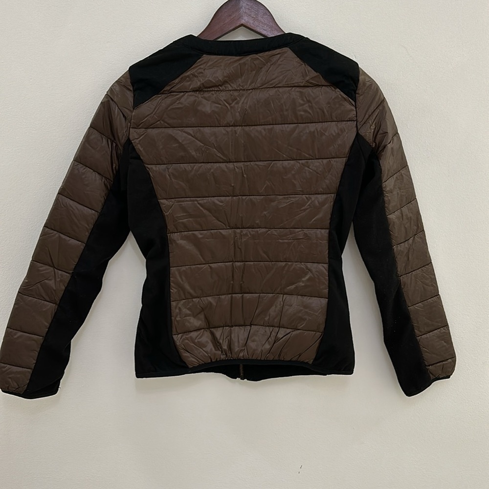 Lightweight Jacket 🤎 - Picture 2 of 4
